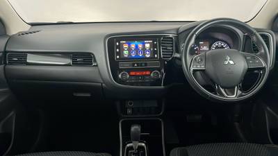 2019 MITSUBISHI OUTLANDER interior