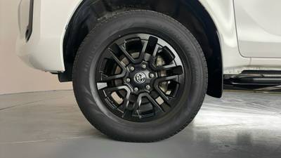 2021 TOYOTA HILUX gallery