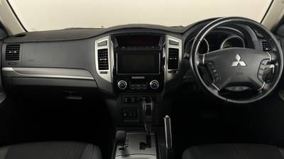 2021 MITSUBISHI PAJERO interior