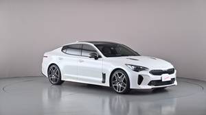 2020 KIA STINGER