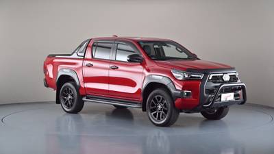 2022 TOYOTA HILUX