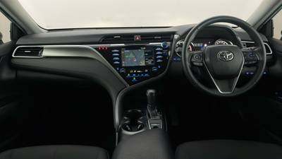 2018 TOYOTA CAMRY SPORT interior