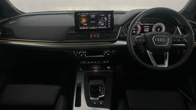2023 AUDI Q5 SPORT interior