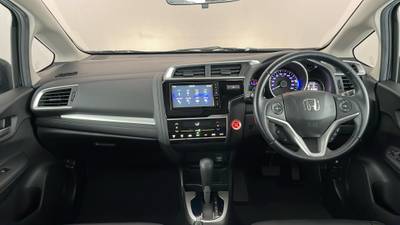 2019 HONDA JAZZ interior