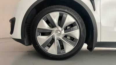2022 Tesla Model Y gallery
