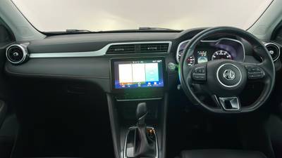 2022 MG ZST interior