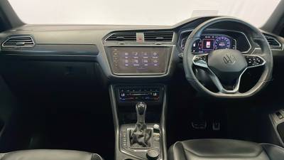 2021 VOLKSWAGEN TIGUAN interior