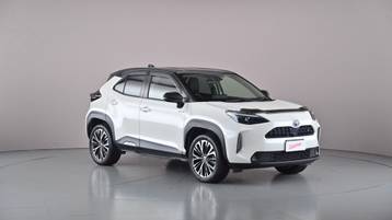 2022 TOYOTA YARIS CROSS