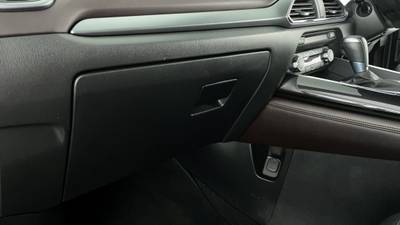 2017 MAZDA CX-9 imperfections