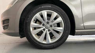 2016 VOLKSWAGEN GOLF gallery