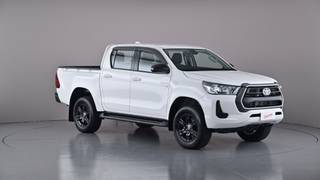 2023 TOYOTA HILUX