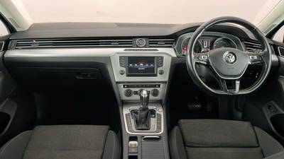 2015 VOLKSWAGEN PASSAT interior