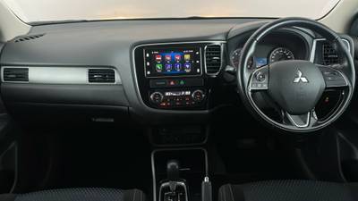 2017 MITSUBISHI OUTLANDER interior