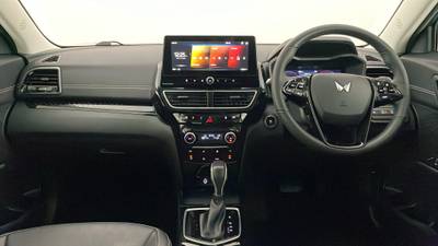 2025 MAHINDRA XUV3XO interior