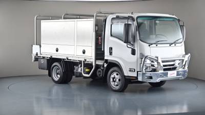 2023 ISUZU NPR