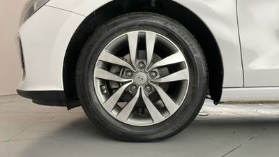 2020 HYUNDAI I30 gallery