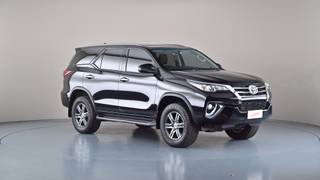 2019 TOYOTA FORTUNER