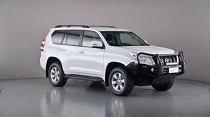 2017 TOYOTA LANDCRUISER PRADO