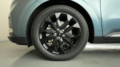 2022 KIA CARNIVAL gallery