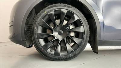 2023 TESLA MODEL Y gallery