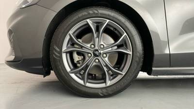 2021 FORD FOCUS gallery