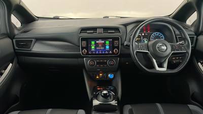2019 NISSAN LEAF interior