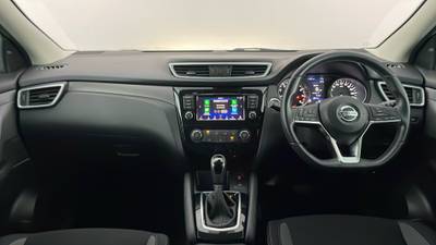 2019 NISSAN QASHQAI interior