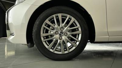 2022 MAZDA 2 gallery