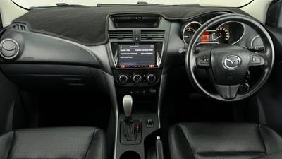 2018 MAZDA BT-50 interior