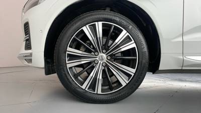 2021 VOLVO XC60 gallery