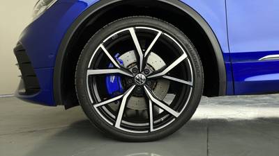 2021 VOLKSWAGEN TIGUAN gallery