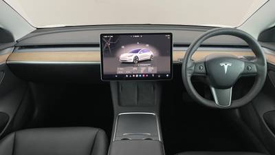 2022 Tesla Model 3 interior