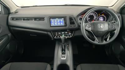2019 HONDA HR-V interior