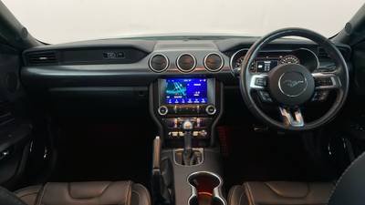 2021 FORD MUSTANG interior