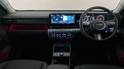 2024 HYUNDAI KONA interior