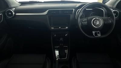 2022 MG ZS interior