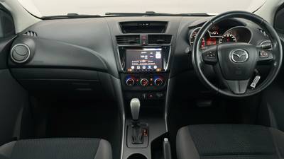 2018 MAZDA BT-50 interior