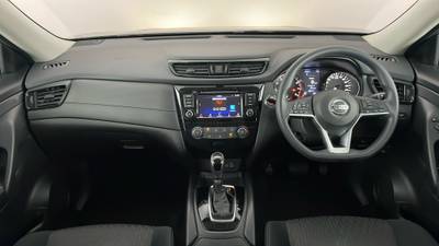 2021 Nissan X-Trail interior