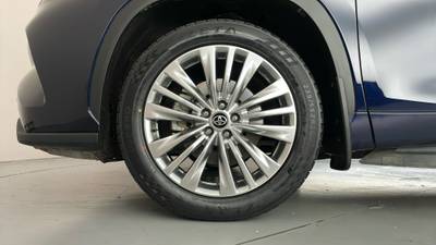 2021 TOYOTA KLUGER gallery