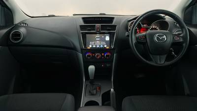 2017 MAZDA BT-50 interior
