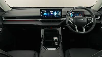 2022 GWM HAVAL H6 interior