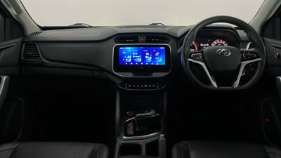 2022 LDV T60 interior