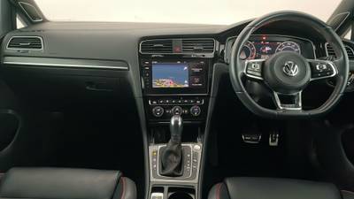 2019 VOLKSWAGEN GOLF interior