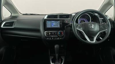 2019 HONDA JAZZ interior