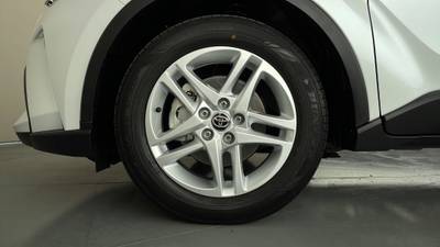 2022 TOYOTA C-HR gallery