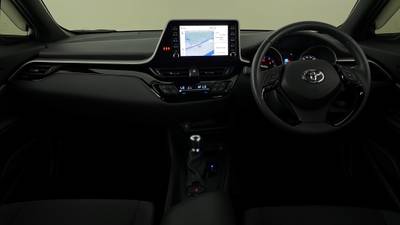2022 TOYOTA C-HR interior
