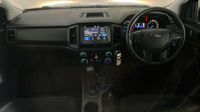 2019 FORD RANGER interior