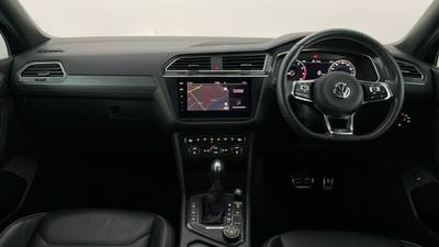 2018 VOLKSWAGEN TIGUAN interior