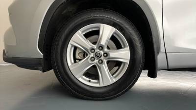 2021 TOYOTA KLUGER gallery