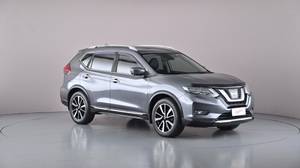 2019 NISSAN X-TRAIL